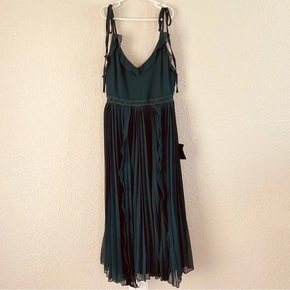 Lulu’s Emerald Green Tie-Strap Pleated Midi Dress Emerald Green XS - Picture 5 of 16